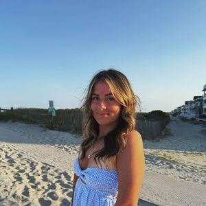 Meet your Posher, Emma